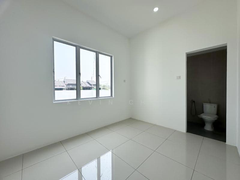 Rumah Teres 2-Tingkat untuk Dijual di Bidor (Perak) - Kevin Chai - Bedroom - PropertyGuru.com.my