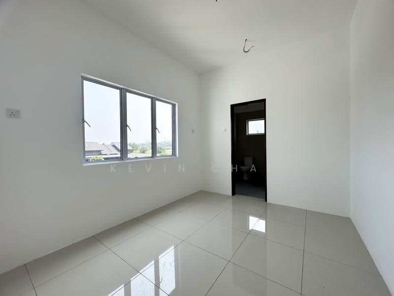 Rumah Teres 2-Tingkat untuk Dijual di Bidor (Perak) - Kevin Chai - Bedroom - PropertyGuru.com.my
