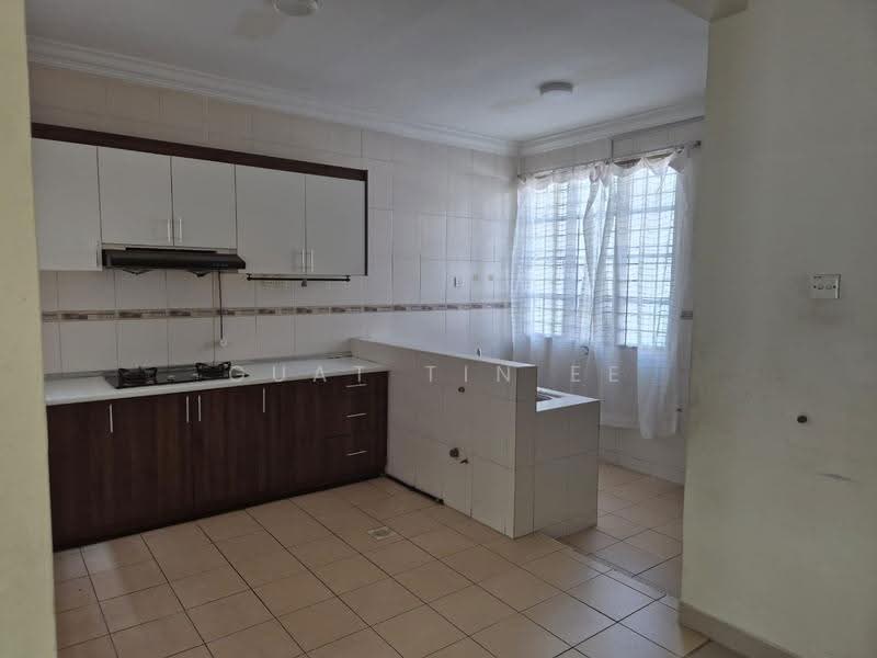 2-storey Terraced House for Sale in Putra Heights (Subang Jaya) - Lilian Ee - Kitchen - PropertyGuru.com.my
