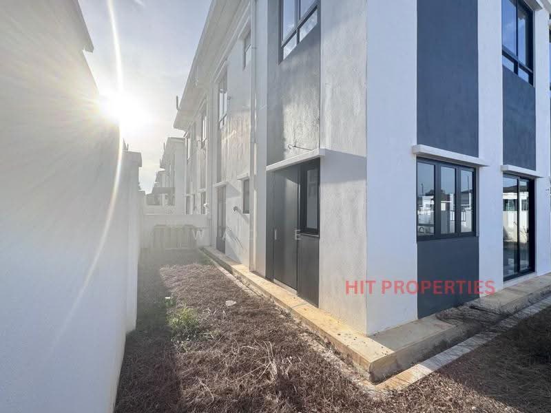 Rumah Berkembar untuk Dijual di Bandar Puteri Jaya (Sungai Petani) - Wadie . - Exterior - PropertyGuru.com.my