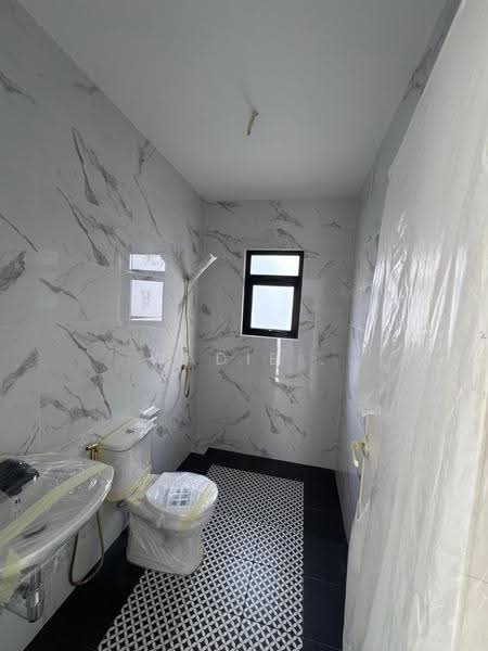 Semi-Detached House for Sale in Bandar Puteri Jaya (Sungai Petani) - Wadie . - Bathroom - PropertyGuru.com.my
