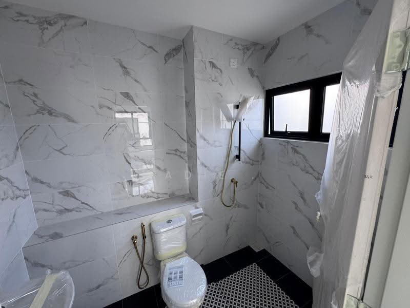 Semi-Detached House for Sale in Bandar Puteri Jaya (Sungai Petani) - Wadie . - Bathroom - PropertyGuru.com.my