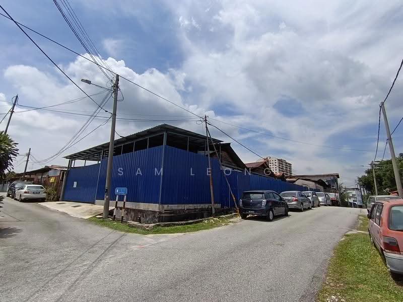 Rumah Teres 1-Tingkat untuk Disewa di Kampung Baru Ampang (Ampang) - Sam Leong - Exterior - PropertyGuru.com.my