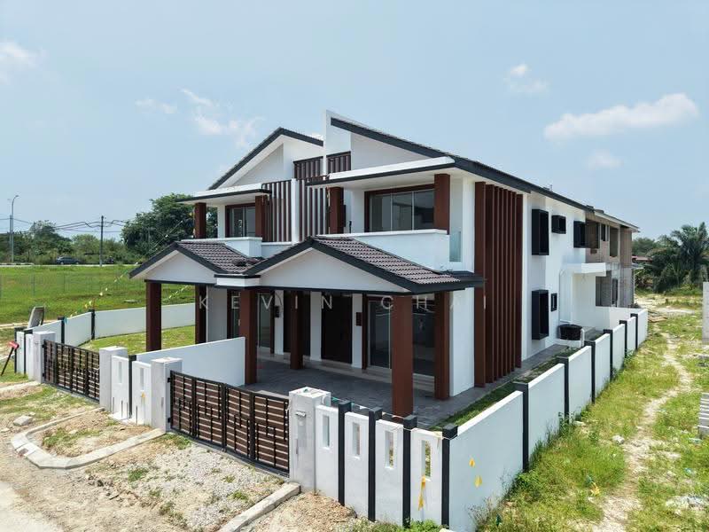Rumah Berkembar untuk Dijual di Bidor (Perak) - Kevin Chai - Exterior - PropertyGuru.com.my