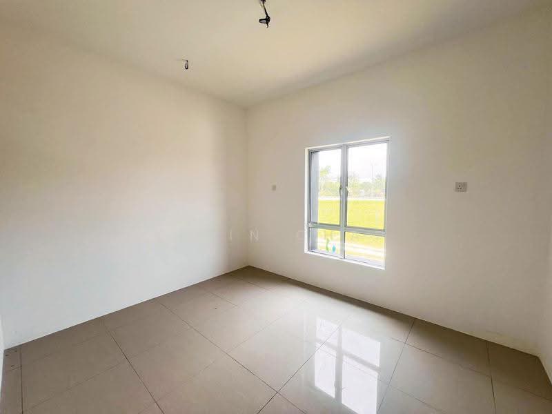 Rumah Berkembar untuk Dijual di Bidor (Perak) - Kevin Chai - Bedroom - PropertyGuru.com.my