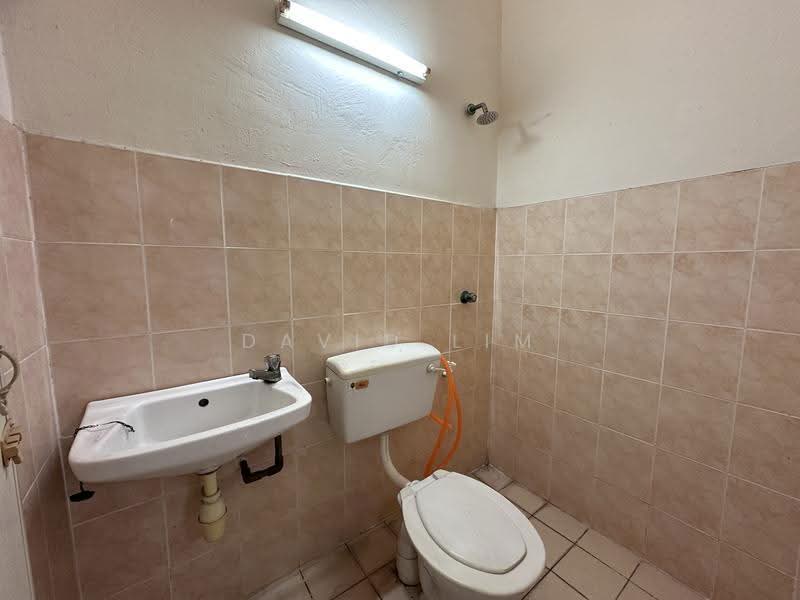 Rumah Teres 1-Tingkat untuk Dijual di Bandar Tasik Puteri (Rawang) - David Lim - Bathroom - PropertyGuru.com.my