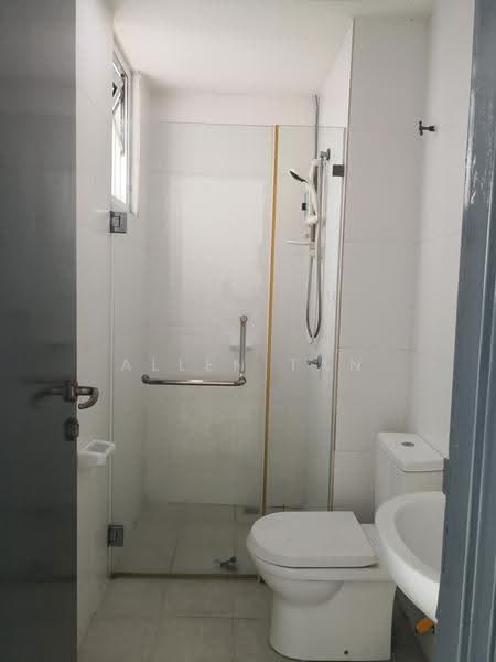 Kondominium untuk Dijual di Zenith Residences - Allen Tan - Bathroom - PropertyGuru.com.my