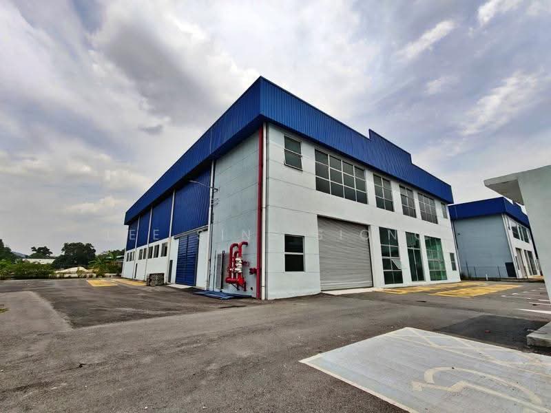 Detached Factory for Rent in Rawang (Selangor) - Lee Sing Siong - Exterior - PropertyGuru.com.my