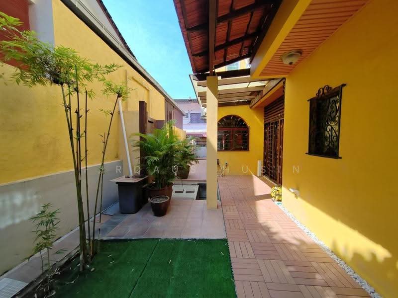 Rumah Berkembar untuk Dijual di Taman Koperasi Cuepacs (Cheras) - Firdaus Husin - PropertyGuru.com.my
