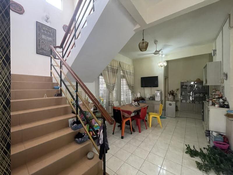 Bungalow House for Sale in Bukit Mahkota (Bangi) - Azizul Kamarul Zaman - Interior - PropertyGuru.com.my