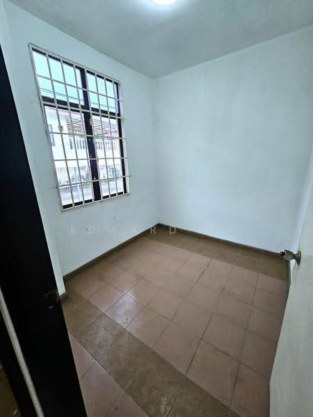 Rumah Teres 2-Tingkat untuk Dijual di Taman Ungku Tun Aminah (Skudai) - Edward Oo - Interior - PropertyGuru.com.my
