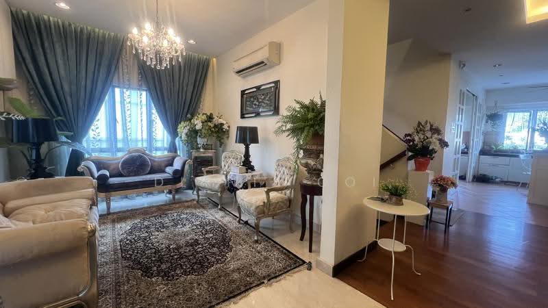 Bungalow House untuk Dijual di Prima Saujana (Kajang) - Dlynie Ooi - Living Room - PropertyGuru.com.my