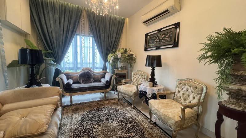 Bungalow House untuk Dijual di Prima Saujana (Kajang) - Dlynie Ooi - Living Room - PropertyGuru.com.my