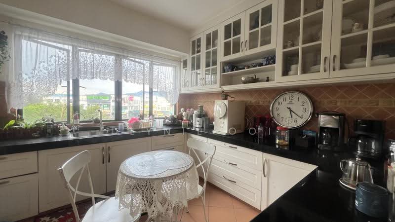Bungalow House untuk Dijual di Prima Saujana (Kajang) - Dlynie Ooi - Kitchen - PropertyGuru.com.my