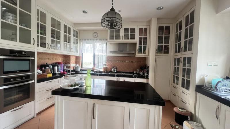 Bungalow House untuk Dijual di Prima Saujana (Kajang) - Dlynie Ooi - Kitchen - PropertyGuru.com.my
