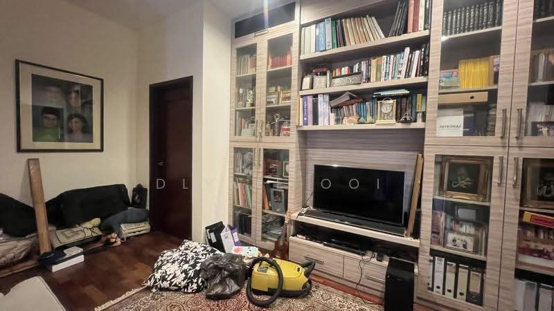 Bungalow House untuk Dijual di Prima Saujana (Kajang) - Dlynie Ooi - Living Room - PropertyGuru.com.my