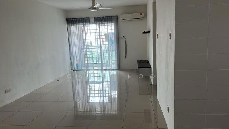 Kediaman Servis untuk Dijual di Silk Residence - Camie Hoo - Living Room - PropertyGuru.com.my