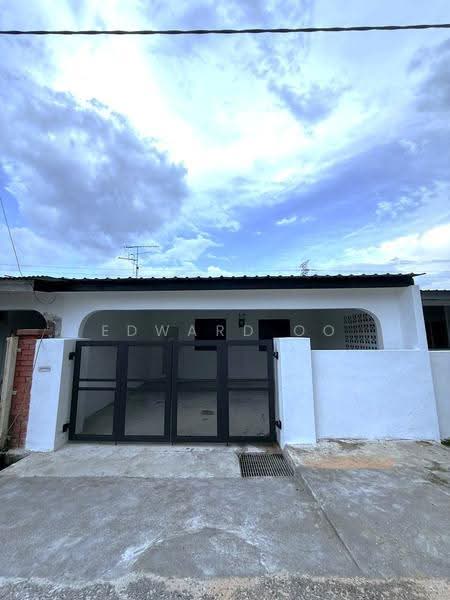 1-storey Terraced House for Sale in Ulu Tiram (Johor) - Edward Oo - Exterior - PropertyGuru.com.my
