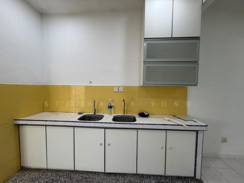 Rumah Teres 1-Tingkat untuk Dijual di Batu 9 (Cheras) - Stephanie Yong - Kitchen - PropertyGuru.com.my