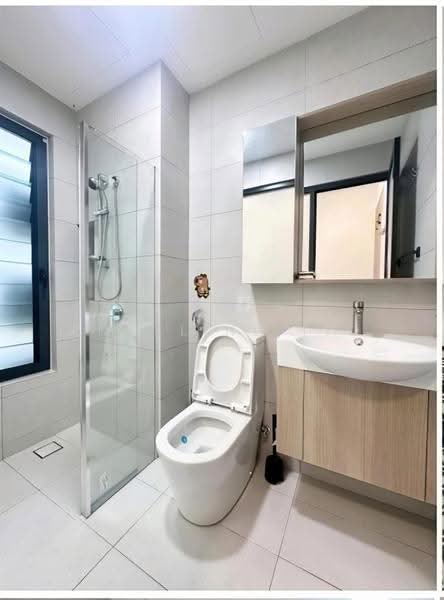 Kediaman Servis untuk Disewa di Sinaran @ Utropolis - Angeline Tio - Bathroom - PropertyGuru.com.my
