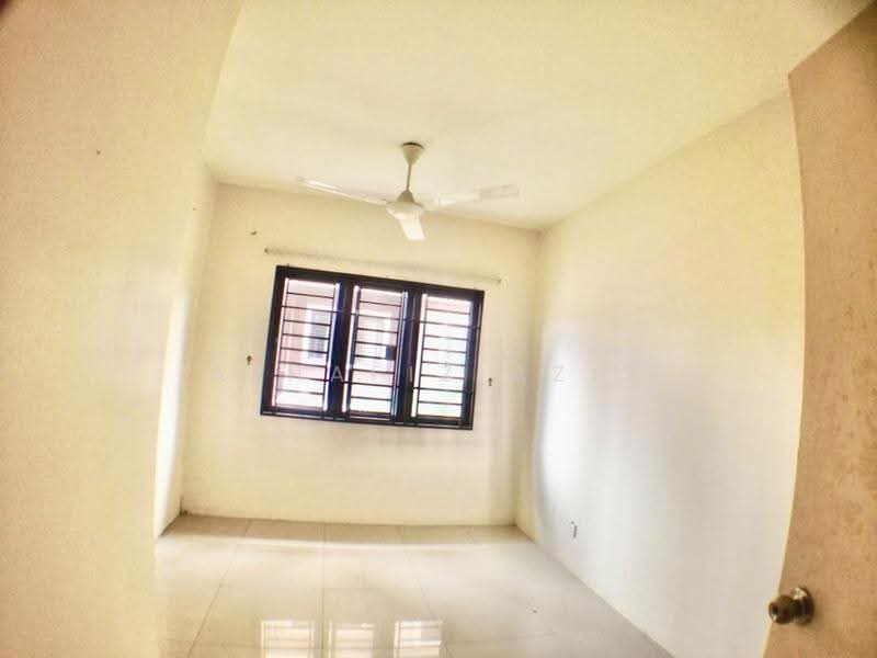 Pangsapuri untuk Dijual di Larkin Residence (Phase One) - ALHAFIZ AZIS - Interior - PropertyGuru.com.my