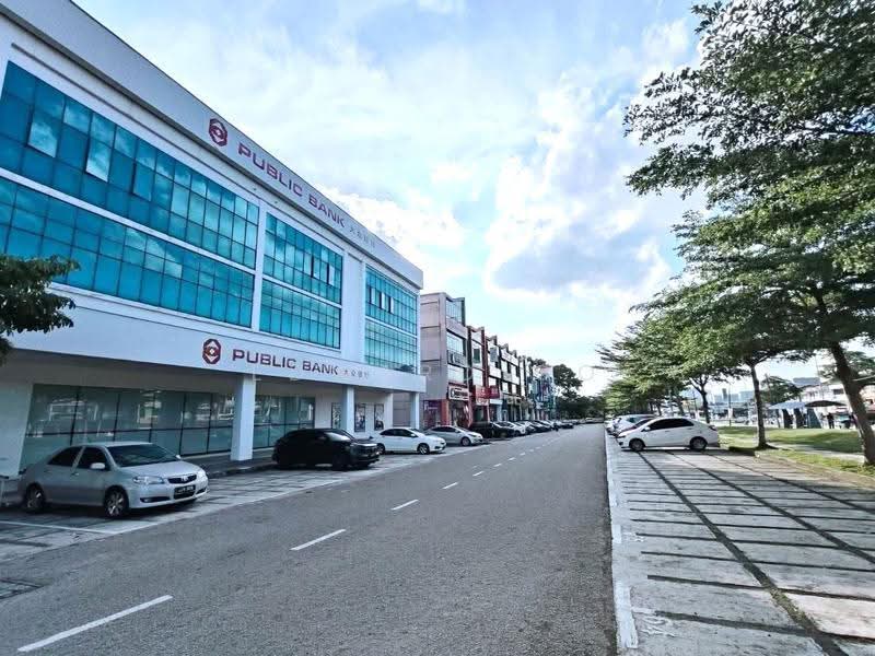 Shop / Office untuk Dijual di Taman Molek (Johor Bahru) - Edward Oo - Exterior - PropertyGuru.com.my