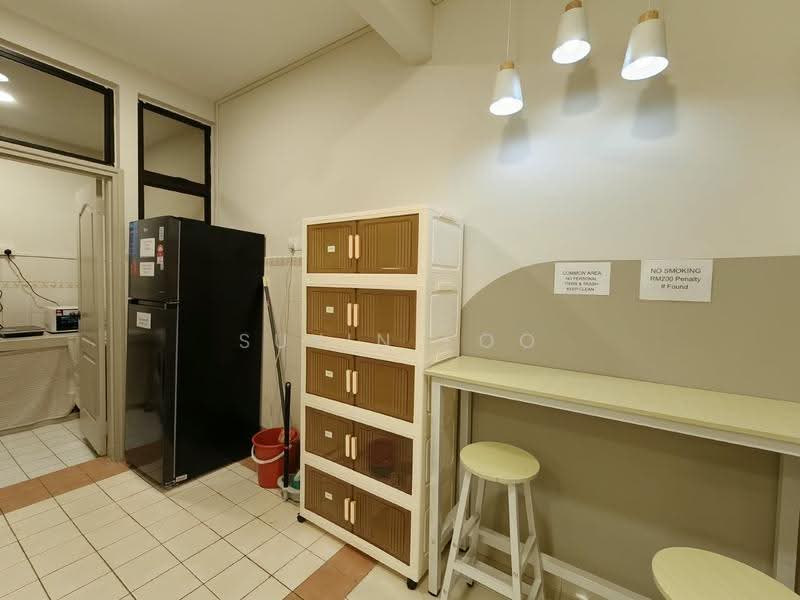 Kondominium untuk Disewa di Pelangi Utama - Suyin Foo - Kitchen - PropertyGuru.com.my