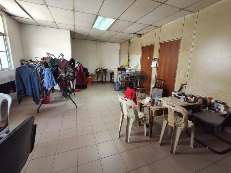 Semi-D Factory for Sale in Bandar Baru Bangi (Selangor) - Kam Chun Hoe - Interior - PropertyGuru.com.my