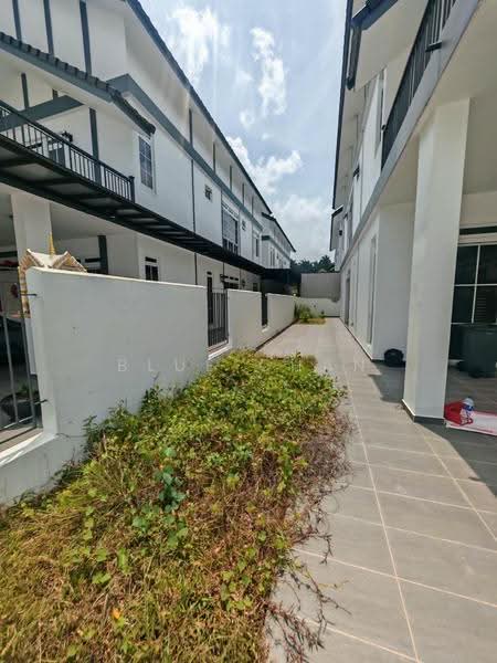Rumah Kluster untuk Disewa di Taman Ekoflora (Johor Bahru) - Blue Chan - PropertyGuru.com.my