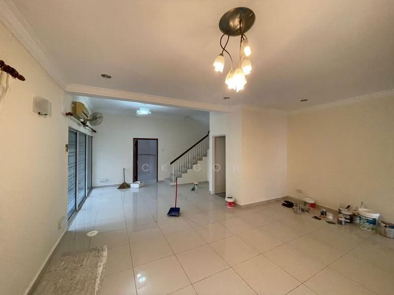 Rumah Teres 2-Tingkat untuk Disewa di Sungai Ara (Penang) - CK Goh - Living Room - PropertyGuru.com.my