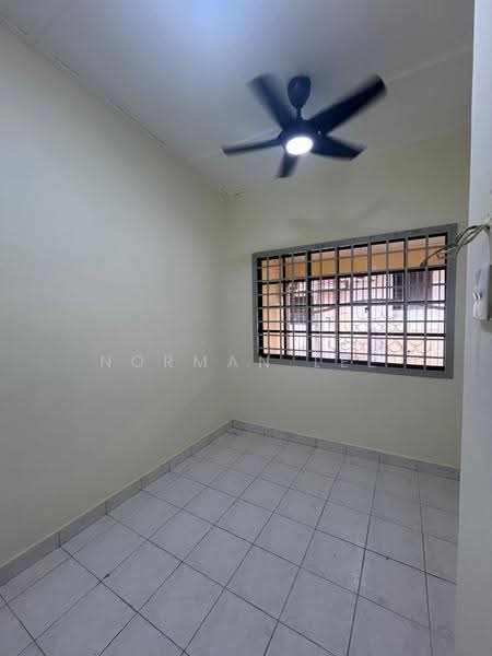 Rumah Teres 1.5-Tingkat untuk Disewa di Taman Gaya (Ulu Tiram) - Norman Lee - PropertyGuru.com.my