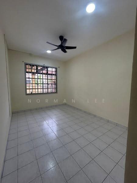 Rumah Teres 1.5-Tingkat untuk Disewa di Taman Gaya (Ulu Tiram) - Norman Lee - PropertyGuru.com.my