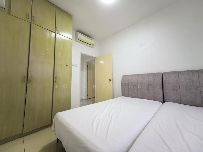 2nd Bedroom