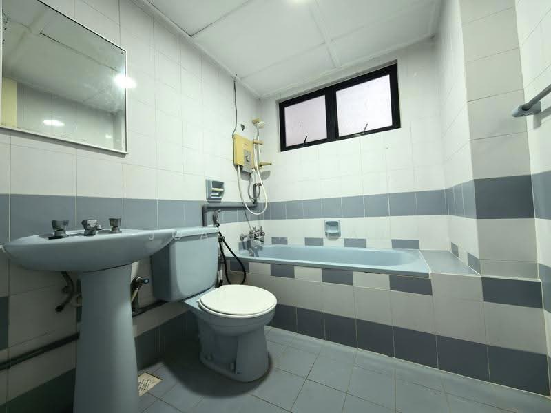 Masterbedroom bathroom