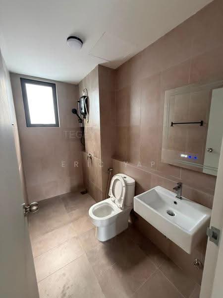 Kediaman Servis untuk Disewa di D'Sini Residences - Eric Yap - Bathroom - PropertyGuru.com.my