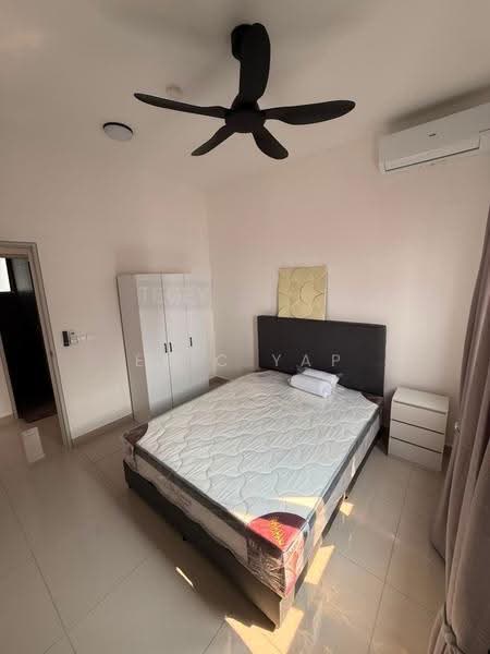 Kediaman Servis untuk Disewa di D'Sini Residences - Eric Yap - Bedroom - PropertyGuru.com.my