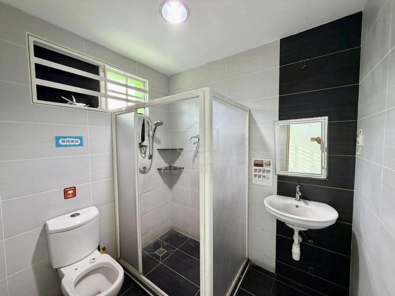 Rumah Berkembar untuk Disewa di Ayer Itam (Penang) - CK Goh - Bathroom - PropertyGuru.com.my