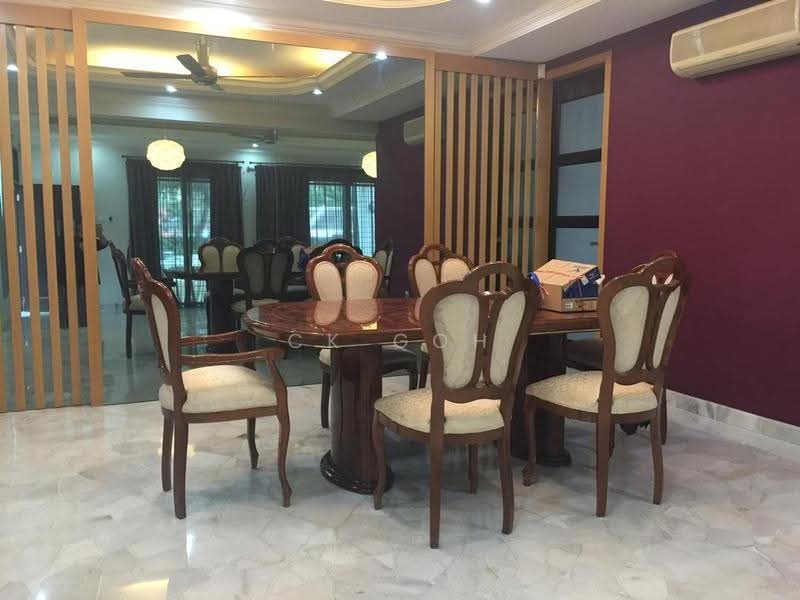 Bungalow House for Rent in Minden Heights (Gelugor) - CK Goh - Dining Room - PropertyGuru.com.my