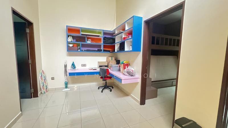 2-storey Terraced House for Sale in Taman Semanja (Kajang) - Dlynie Ooi - Study - PropertyGuru.com.my