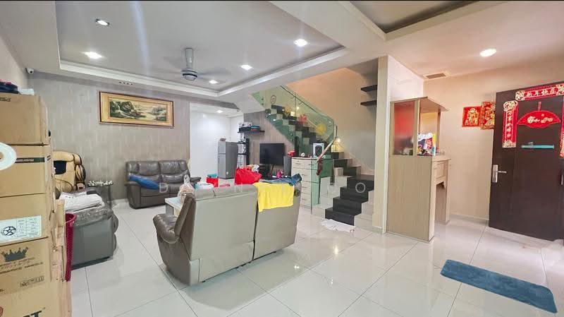 2-storey Terraced House for Sale in Taman Semanja (Kajang) - Dlynie Ooi - Living Room - PropertyGuru.com.my