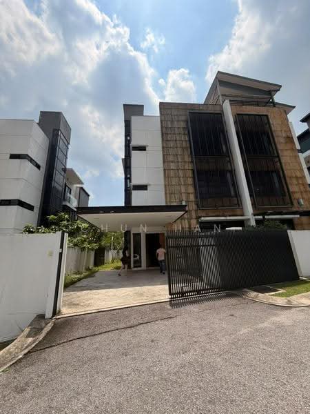 Rumah Berkembar untuk Dijual di Mont Kiara (Kuala Lumpur) - Chun Han - Exterior - PropertyGuru.com.my