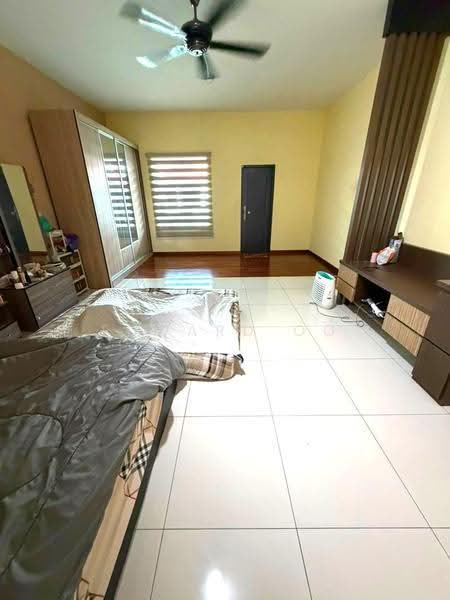 Rumah Teres 2-Tingkat untuk Dijual di Taman Mutiara Rini (Skudai) - Edward Oo - Bedroom - PropertyGuru.com.my