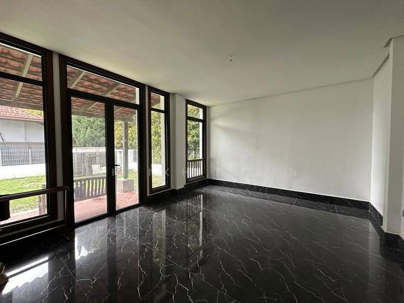 Bungalow House untuk Dijual di Bukit Jelutong (Shah Alam) - Sheikh Imran - Living Room - PropertyGuru.com.my