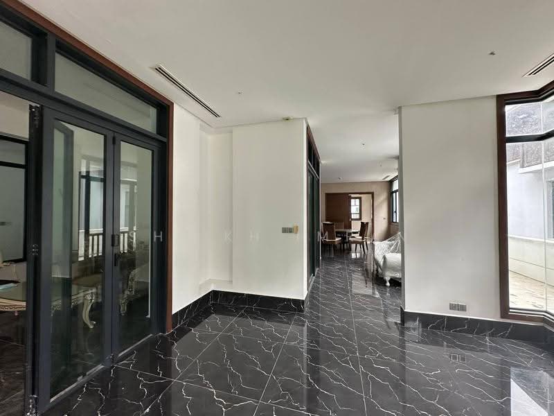 Bungalow House untuk Dijual di Bukit Jelutong (Shah Alam) - Sheikh Imran - Corridor - PropertyGuru.com.my