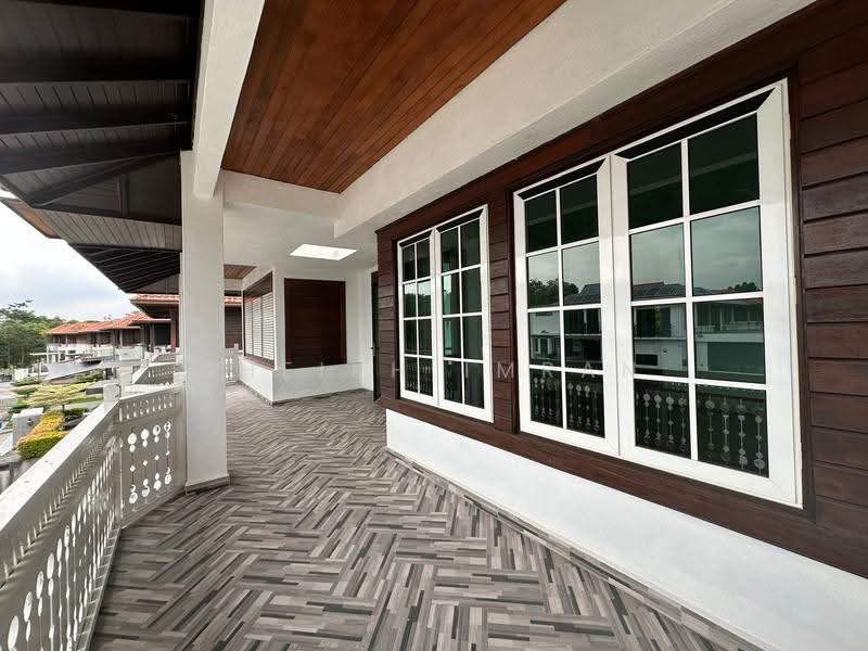 Bungalow House untuk Dijual di Bukit Jelutong (Shah Alam) - Sheikh Imran - Balcony - PropertyGuru.com.my