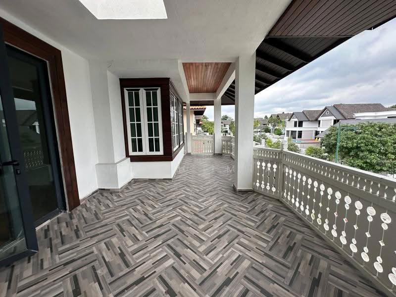 Bungalow House untuk Dijual di Bukit Jelutong (Shah Alam) - Sheikh Imran - Balcony - PropertyGuru.com.my