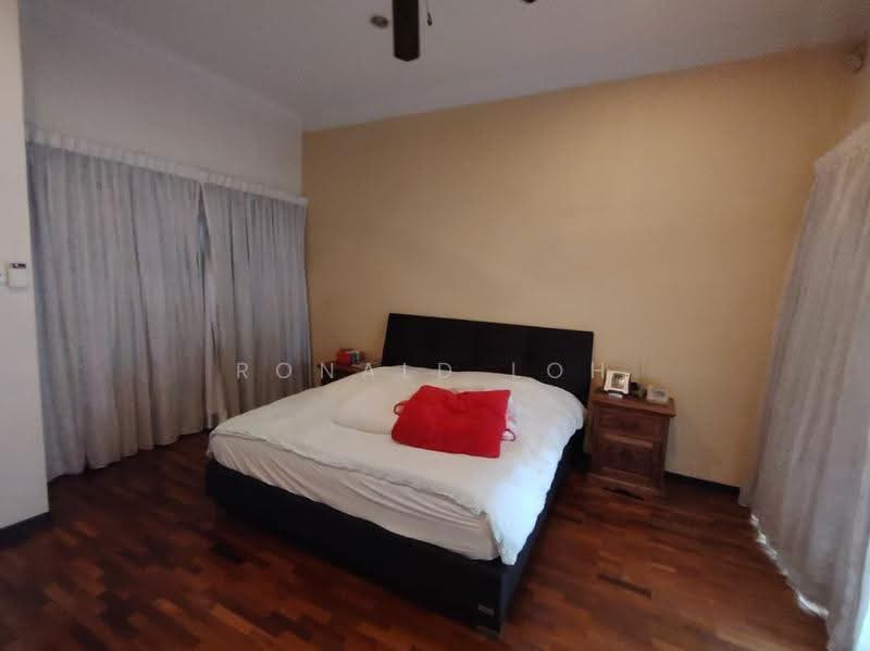 Rumah Teres 3-Tingkat untuk Dijual di Taman Esplanad (Bukit Jalil) - Ronald Loh - Bedroom - PropertyGuru.com.my