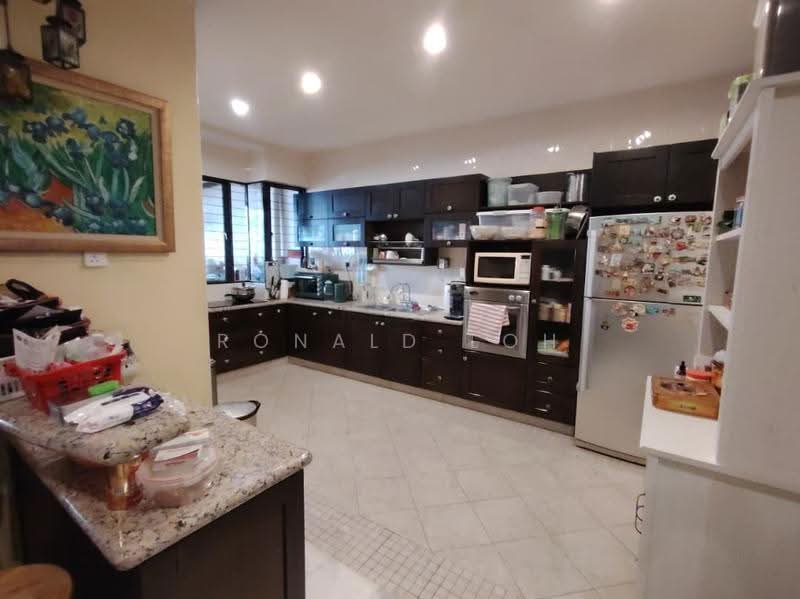 Rumah Teres 3-Tingkat untuk Dijual di Taman Esplanad (Bukit Jalil) - Ronald Loh - Kitchen - PropertyGuru.com.my