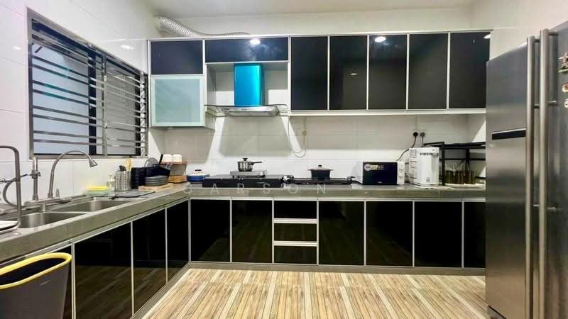 Rumah Berkembar untuk Dijual di Taman Johor Jaya (Johor Bahru) - Carson . - Kitchen - PropertyGuru.com.my