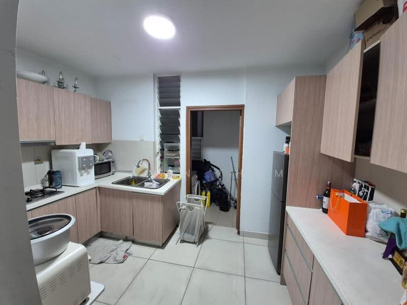 Condominium for Sale at Sri Putramas III / Royal Regent - Gavin Tham - Kitchen - PropertyGuru.com.my
